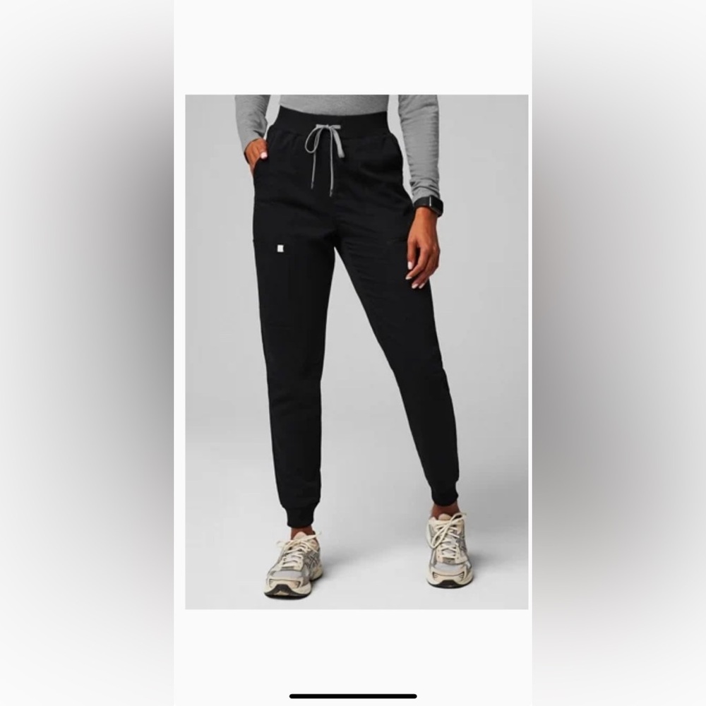 Black Scrub Pants- Fabletics High Rise On-Call Jogger Scrub Pants